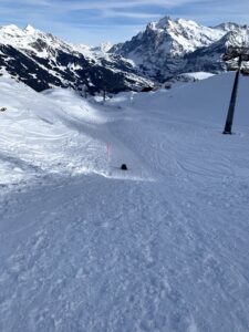 Winterwanderweg Richtung Kleine Scheidegg mit Blick auf Eiger, Mönch und Jungfrau