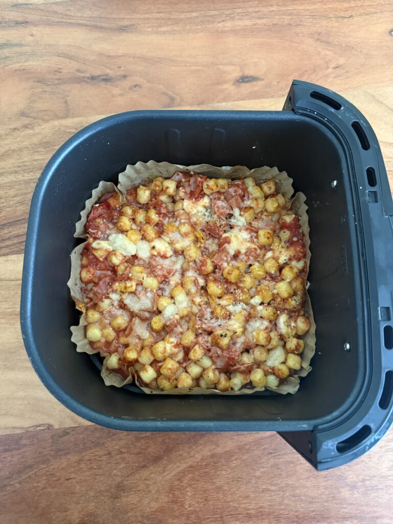 Pizza Gnocchi vor dem Backen – proteinreiches Ofenrezept mit Tomatensauce