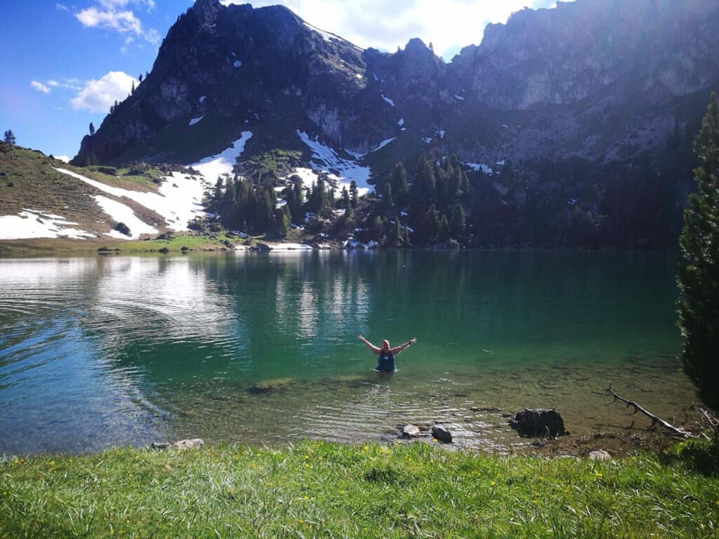 Baden im glasklaren Seebergsee